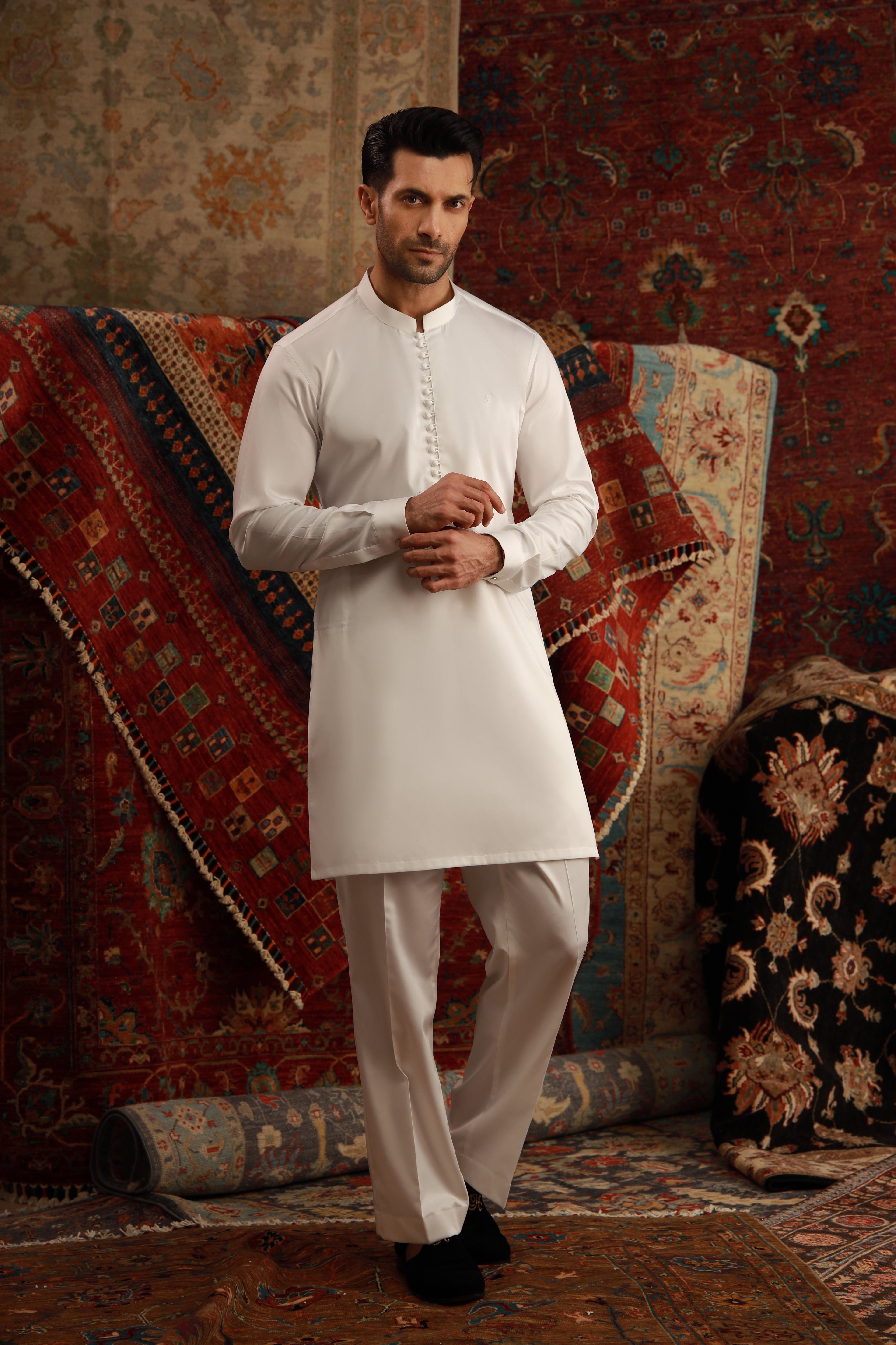 WHITE EGYPTIAN COTTON SATIN KURTA PAJAMA
