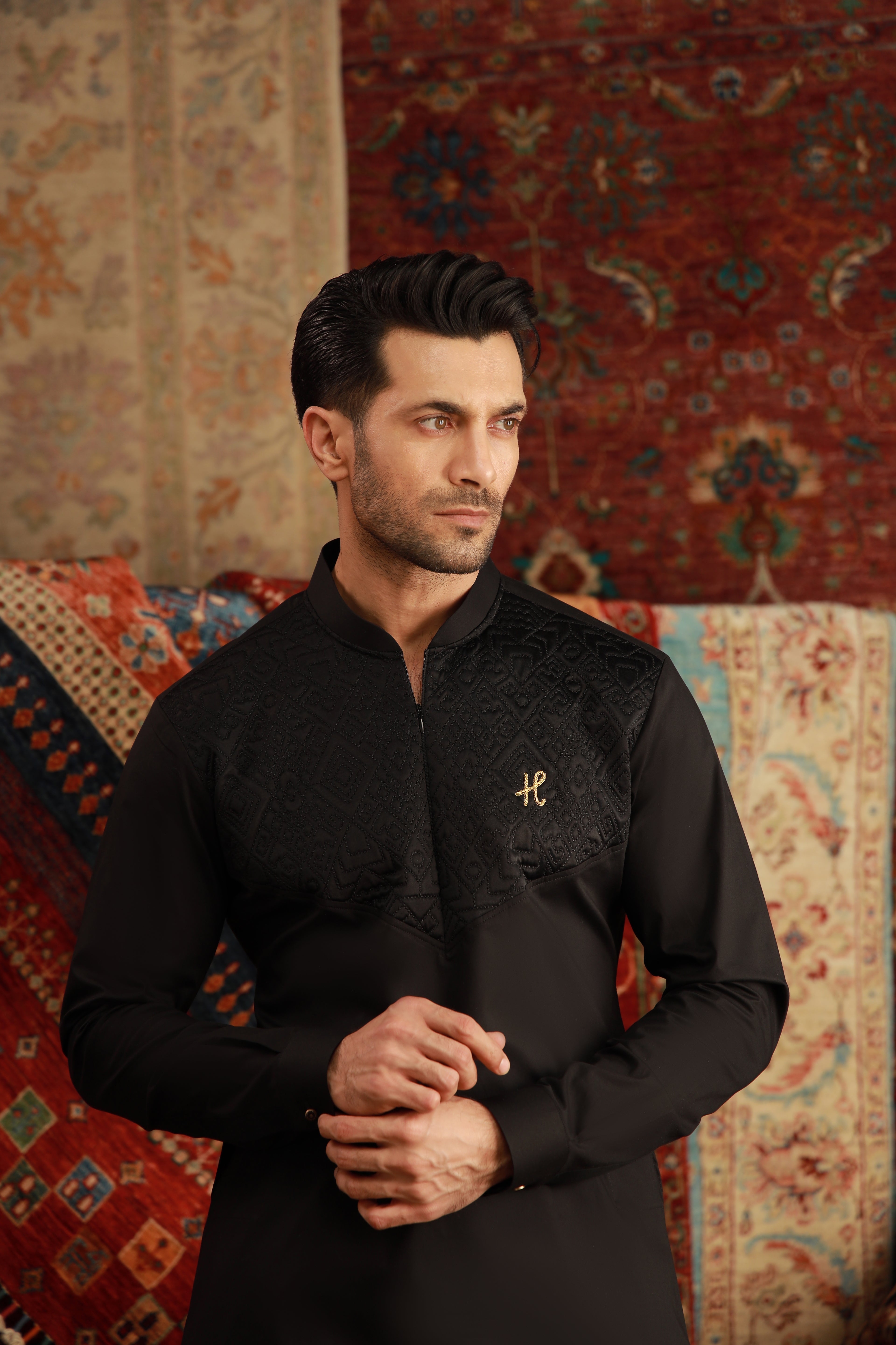 BLACK FOAM KURTA PAJAMA