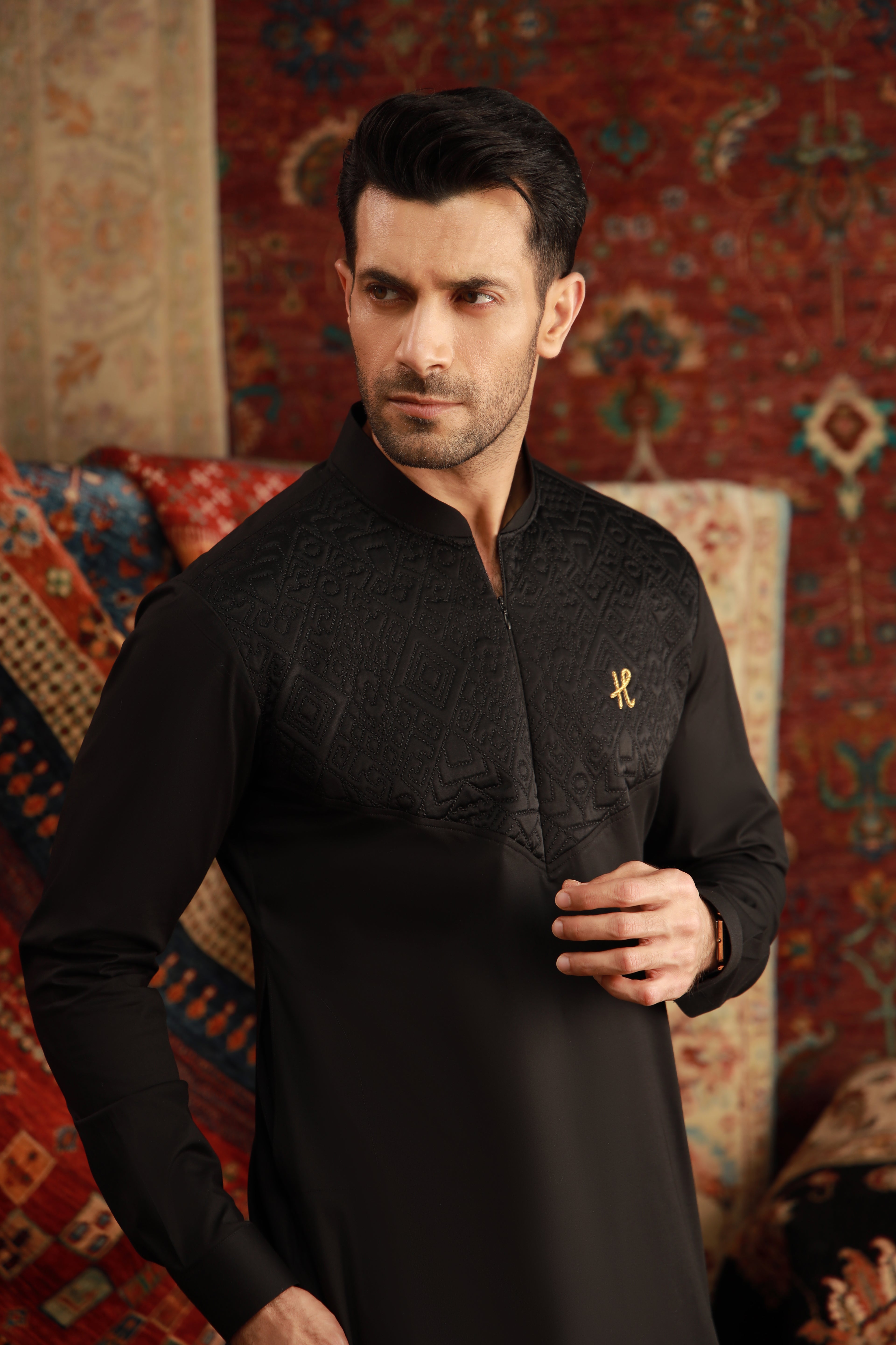 BLACK FOAM KURTA PAJAMA