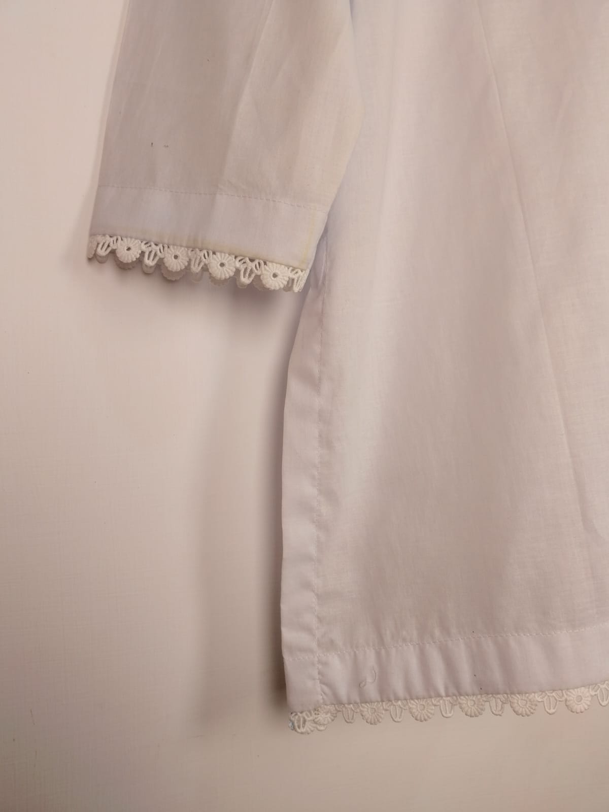 2 Piece Plain Lawn Suit