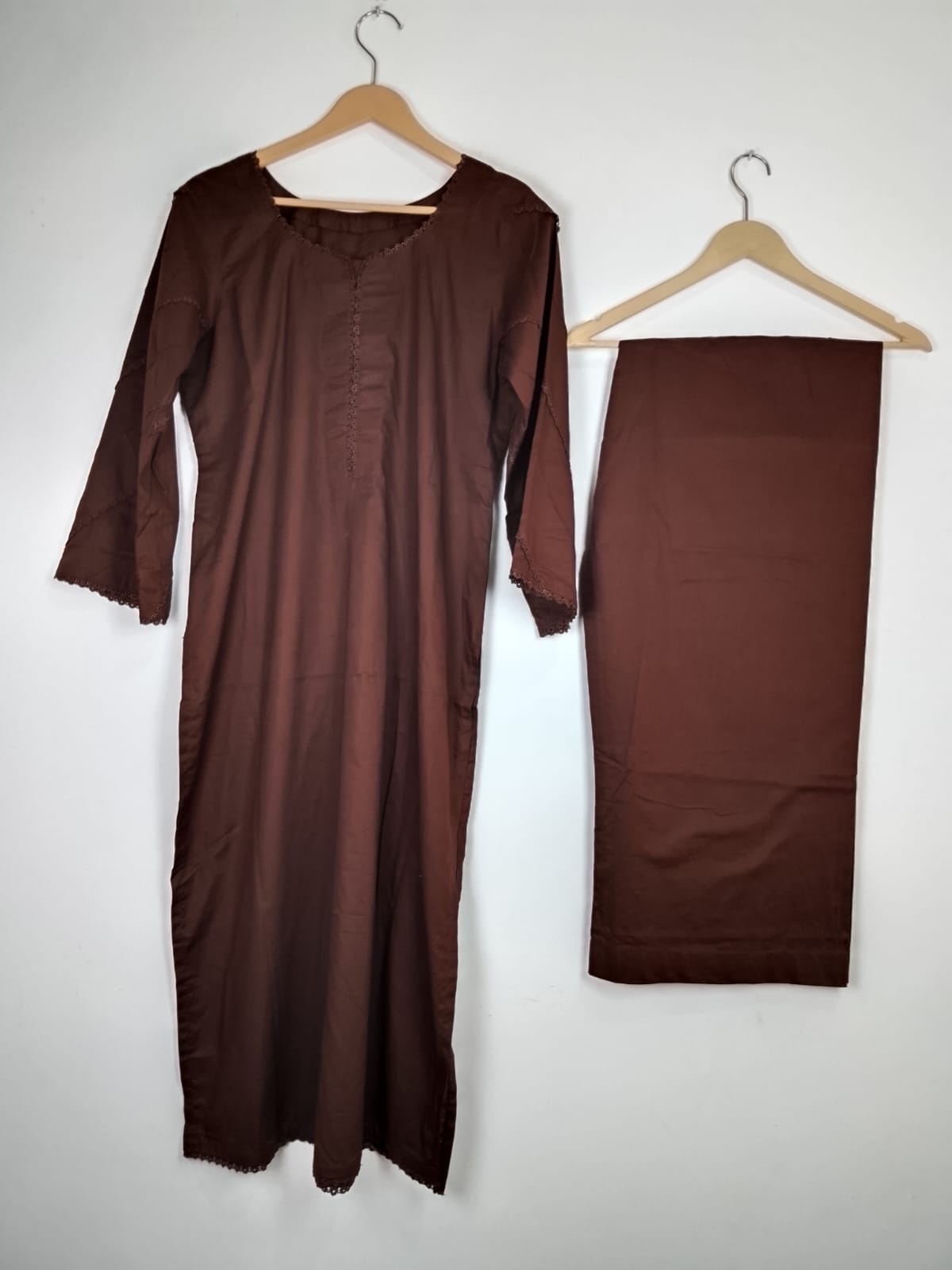 2 Piece Plain Lawn Suit