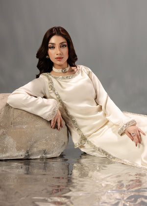 Alyzza Off-White Silk Suit – Festive & Party Wear Kurta Set