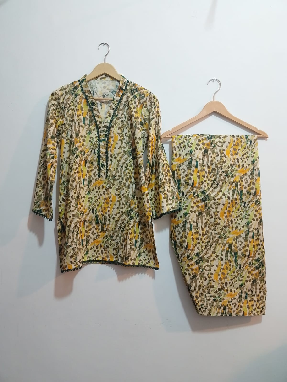 2pc Digital Lawn Print Shirt With Farshi Shalwar