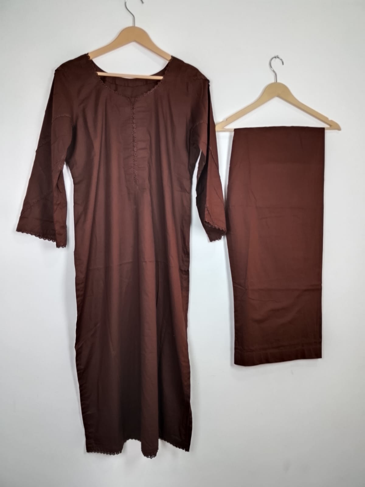 2 Piece Plain Lawn Suit