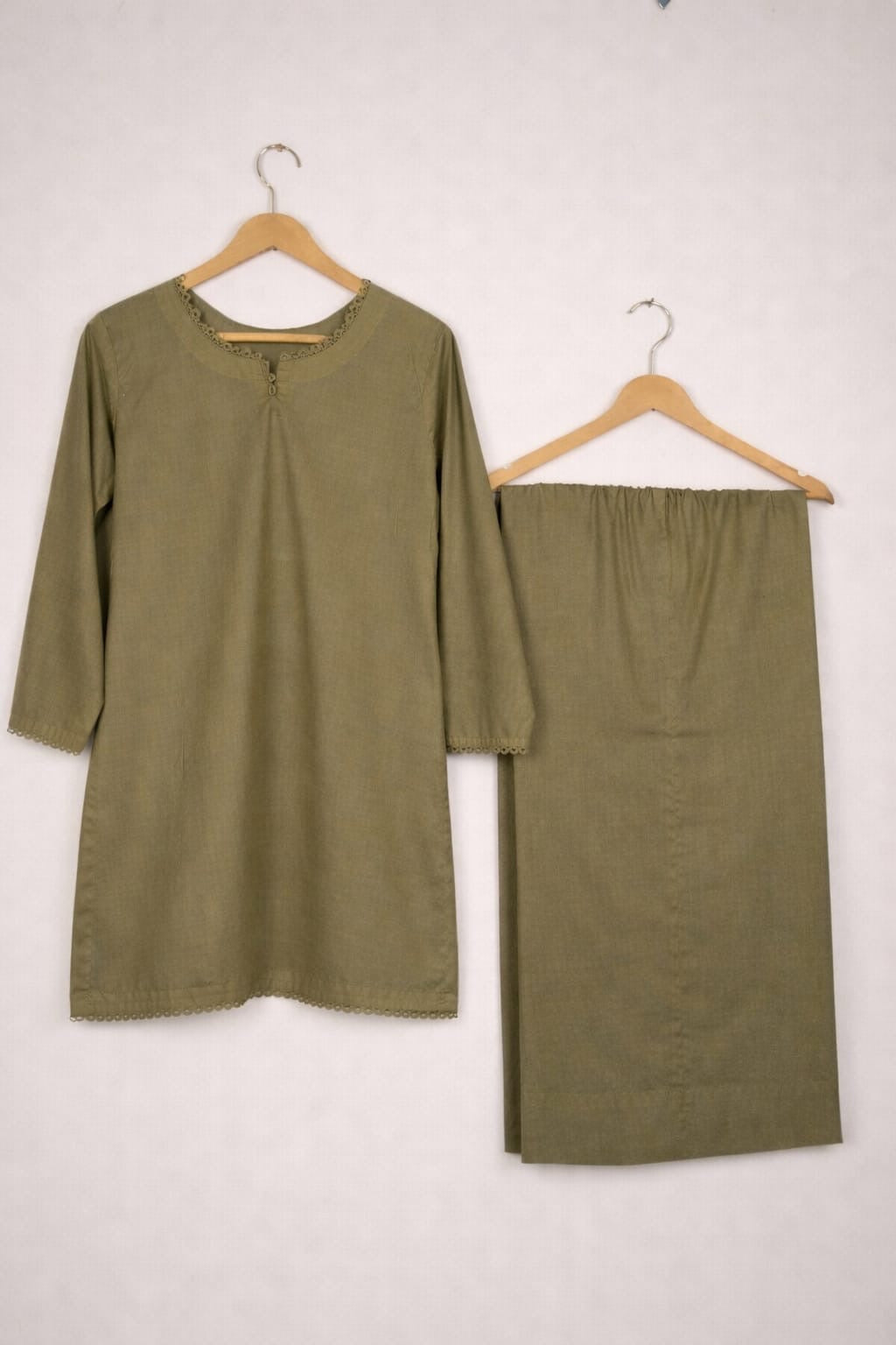 2 Piece Plain Lawn Suit