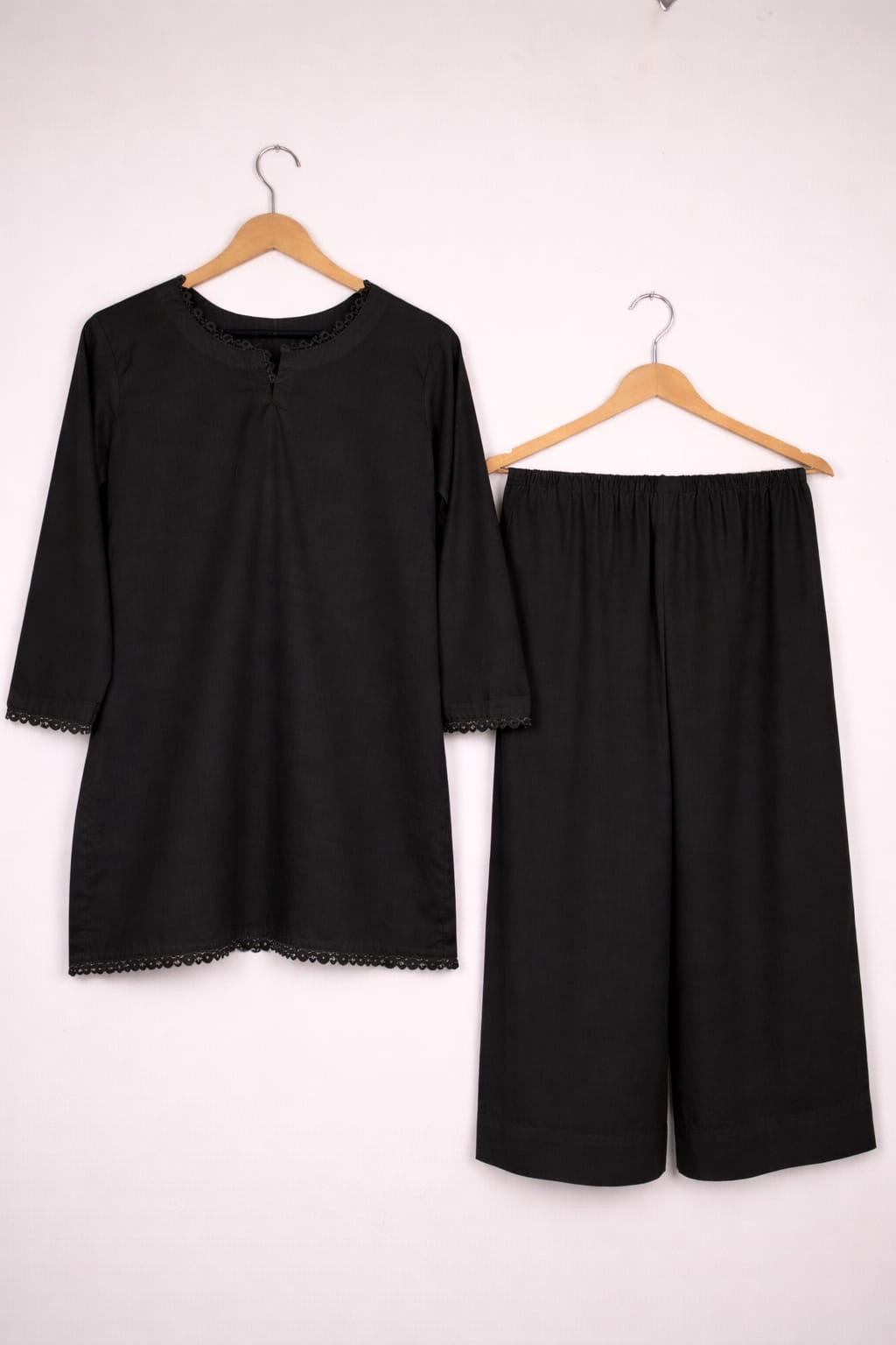2 Piece Plain Lawn Suit